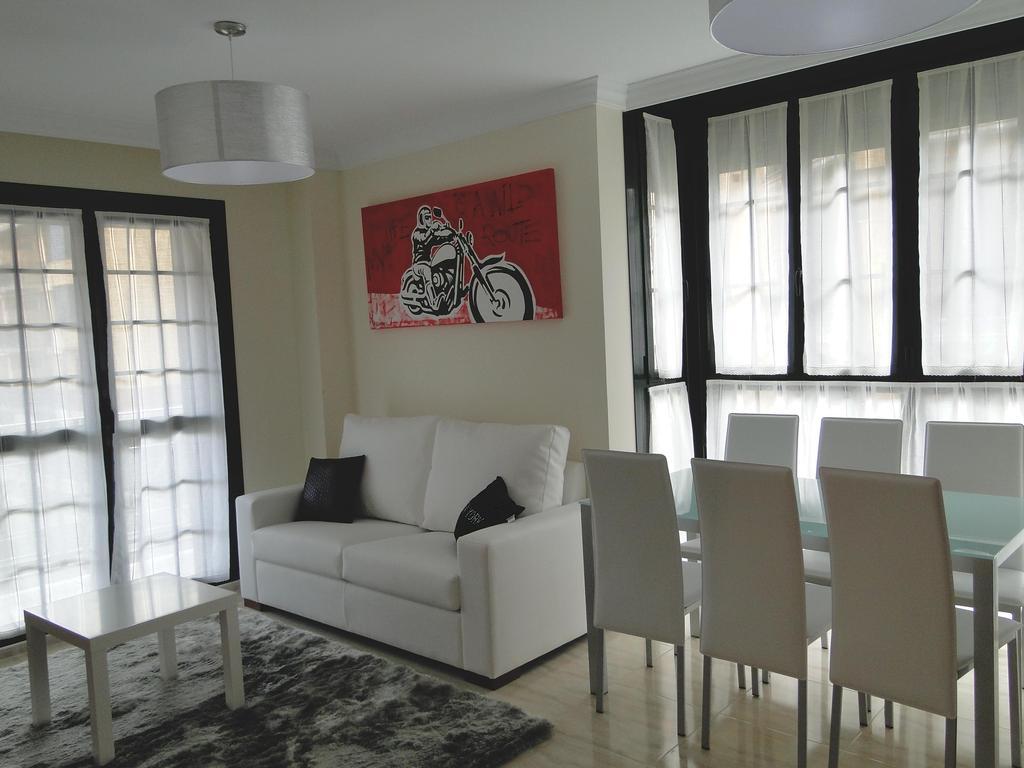 Apartamentos El Pinedo Ноха Екстер'єр фото